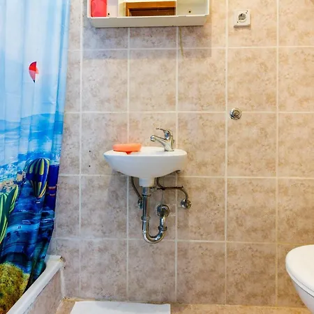 Cico בית הארחה